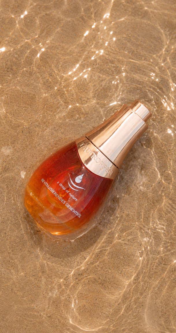 Revitalising <br>facial oil